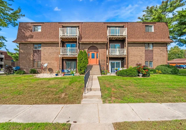 Photo 1 of Condo for sale at 1249 48th Avenue #23, East Moline, IL 61244 | MLS# 12770532 | Listing updated on 2026-10-06