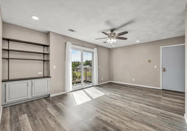 Photo 3 of Condo for sale at 1249 48th Avenue #23, East Moline, IL 61244 | MLS# 12770532 | Listing updated on 2026-10-06