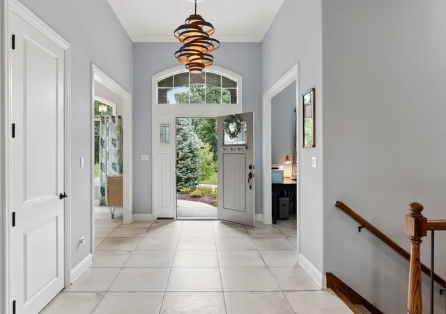 Photo 3 of Single family home for sale at 16270 Lakewood Path, Homer Glen, IL 60491 | MLS# 12770540 | Listing updated on 2026-10-09