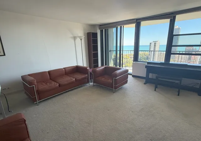 Photo 4 of Condo for sale at 1560 N Sandburg Ter #2808J, Chicago, IL 60614 | MLS# 12770548 | Listing updated on 2026-09-28