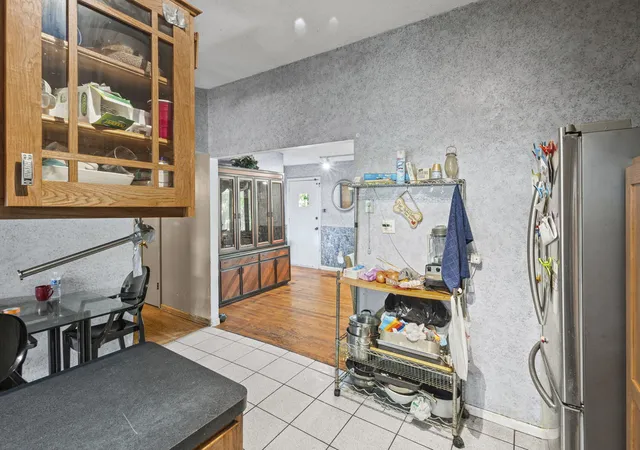 Photo 4 of Single family home for sale at 8530 W 135th Street, Orland Park, IL 60462 | MLS# 12770554 | Listing updated on 2026-10-06