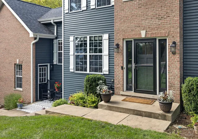 Photo 3 of Single family home for sale at 399 Asbury Ave, Fox River Grove, IL 60021 | MLS# 12770556 | Listing updated on 2026-10-03