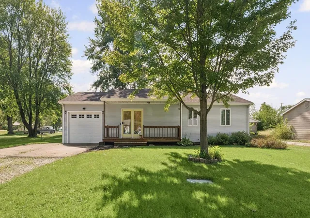Photo 2 of Single family home for sale at 404 W Broadway, Ogden, IL 61859 | MLS# 12770560 | Listing updated on 2026-10-04