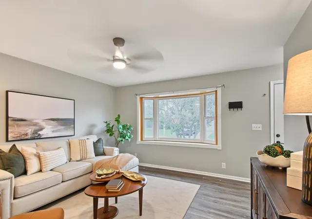 Photo 4 of Single family home for sale at 2310 Mary Ln, Quincy, IL 62305 | MLS# 12770573 | Listing updated on 2026-10-05