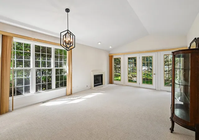 Photo 2 of Townhouse for sale at 298 Haber Rd, Cary, IL 60013 | MLS# 12770581 | Listing updated on 2026-10-07