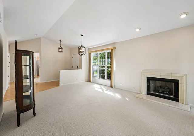 Photo 3 of Townhouse for sale at 298 Haber Rd, Cary, IL 60013 | MLS# 12770581 | Listing updated on 2026-10-07