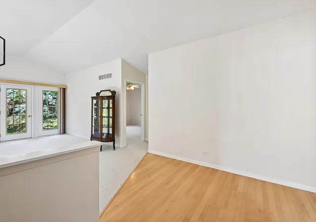 Photo 4 of Townhouse for sale at 298 Haber Rd, Cary, IL 60013 | MLS# 12770581 | Listing updated on 2026-10-07