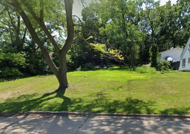 Photo 3 of Land for sale at 3711 Oak Grv Ave, Rockford, IL 61108 | MLS# 12770585 | Listing updated on 2026-09-27