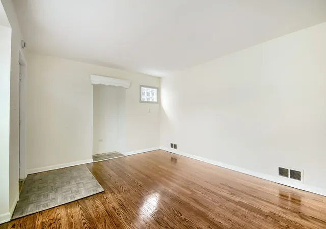 Photo 4 of Single family home for sale at 1530 Forest Ave, Calumet City, IL 60409 | MLS# 12770593 | Listing updated on 2026-09-29