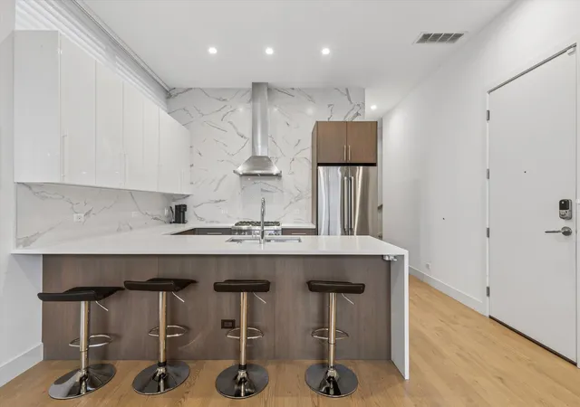 Photo 4 of Condo for sale at 826 N Marshfield Ave #3S, Chicago, IL 60622 | MLS# 12770609 | Listing updated on 2026-10-01
