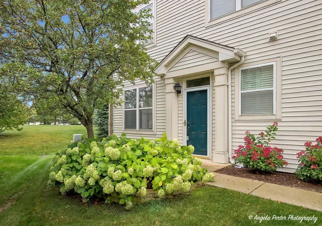 Photo 2 of Condo for sale at 1301 Waverly Dr #1301, Volo, IL 60020 | MLS# 12770622 | Listing updated on 2026-10-04