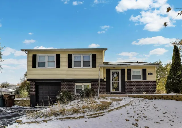 Single family home for sale at 3651 177th Street, Country Club Hills, IL 60478 | MLS# 12770626