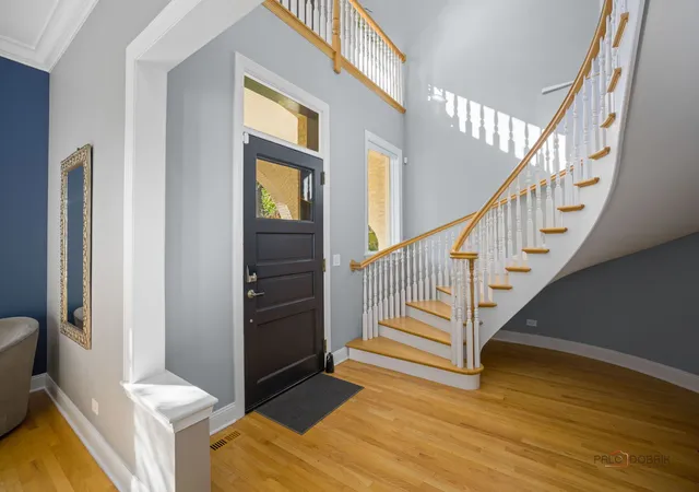 Photo 3 of Mansion for sale at 41 Scott Loop, Highland Park, IL 60035 | MLS# 12770627 | Listing updated on 2026-10-29