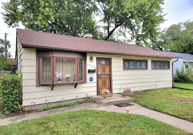 Photo 2 of Single family home for sale at 15120 Lincoln Ave, Harvey, IL 60426 | MLS# 12770646 | Listing updated on 2026-10-05