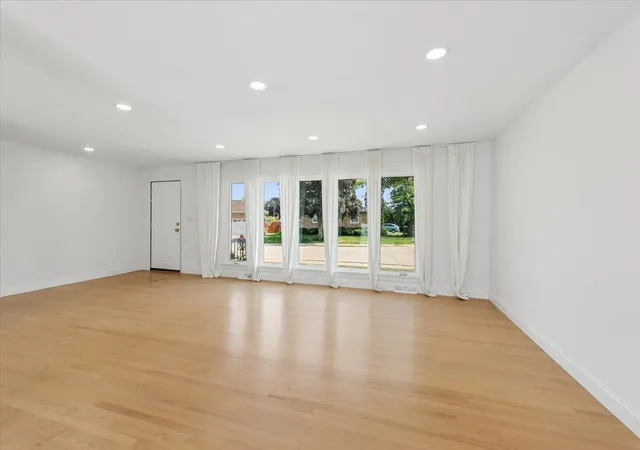 Photo 3 of Single family home for sale at 8425 W Sunnyside Ave, Chicago, IL 60656 | MLS# 12770651 | Listing updated on 2026-09-27