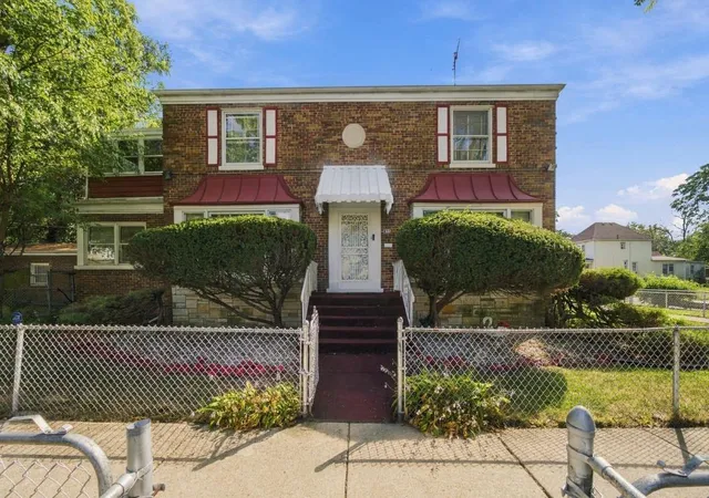 Photo 1 of Townhouse for sale at 855 W 73rd Street, Chicago, IL 60621 | MLS# 12770674 | Listing updated on 2026-09-27