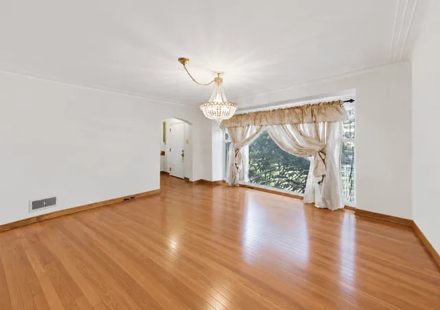 Photo 4 of Townhouse for sale at 855 W 73rd Street, Chicago, IL 60621 | MLS# 12770674 | Listing updated on 2026-09-27
