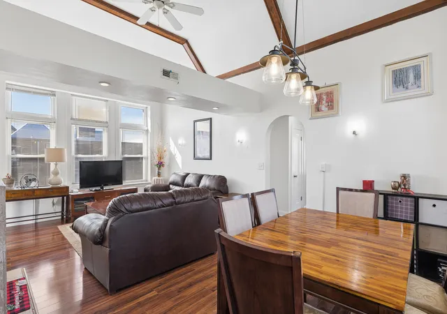 Photo 2 of Condo for sale at 6450 N Troy St #3W, Chicago, IL 60645 | MLS# 12770723 | Listing updated on 2026-09-28