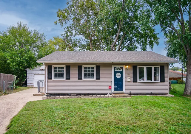 Photo 1 of Single family home for sale at 1612 Koch St, Pekin, IL 61554 | MLS# 12770789 | Listing updated on 2026-09-30