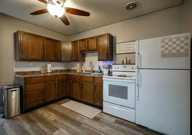 Photo 3 of Single family home for sale at 1612 Koch St, Pekin, IL 61554 | MLS# 12770789 | Listing updated on 2026-09-30