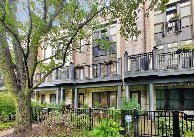 Photo 2 of Townhouse for sale at 3022 W Newport Ave, Chicago, IL 60618 | MLS# 12770792 | Listing updated on 2026-10-07