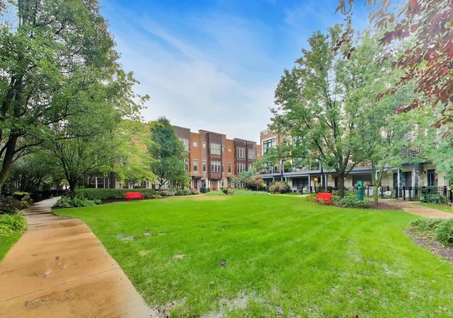 Photo 3 of Townhouse for sale at 3022 W Newport Ave, Chicago, IL 60618 | MLS# 12770792 | Listing updated on 2026-10-07
