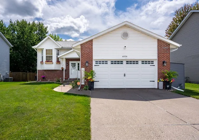 Single family home for sale at 6526 Silvercreek Dr, Davenport, IA 52806 | MLS# 12770794