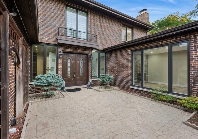 Photo 3 of Single family home for sale at 505 Rue Royale, Deer Park, IL 60010 | MLS# 12770800 | Listing updated on 2026-10-05