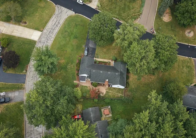 Photo 40 of Single family home for sale at 1114 Lexington Ln, Batavia, IL 60510 | MLS# 12770801 | Listing updated on 2026-10-07