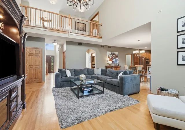 Photo 3 of Single family home for sale at 22050 Coriander Ln, Frankfort, IL 60423 | MLS# 12770806 | Listing updated on 2026-10-07