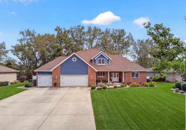 Single family home for sale at 341 Hans Brinker Rd, Peotone, IL 60468 | MLS# 12770814