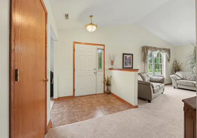 Photo 3 of Townhouse for sale at 18611 Villa Ct, Lansing, IL 60438 | MLS# 12770817 | Listing updated on 2026-09-29