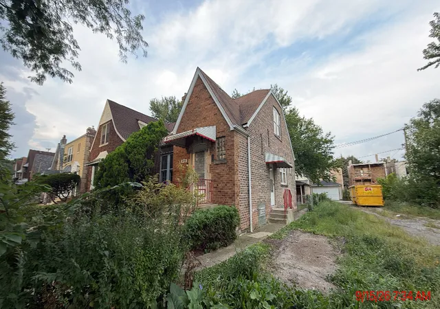 Photo 1 of Single family home for sale at 6120 S Loomis Blvd, Chicago, IL 60636 | MLS# 12770827 | Listing updated on 2026-10-07