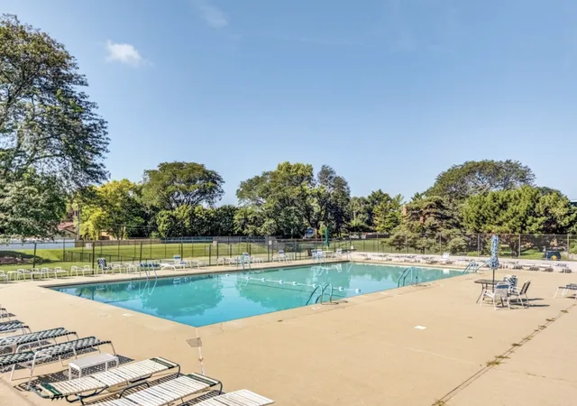 Photo 21 of Condo for sale at 1615 E Central Rd #422-C, Arlington Heights, IL 60005 | MLS# 12770835 | Listing updated on 2026-10-21