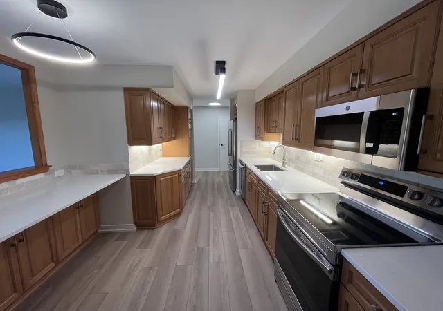 Photo 3 of Condo for sale at 1615 E Central Rd #422-C, Arlington Heights, IL 60005 | MLS# 12770835 | Listing updated on 2026-10-05
