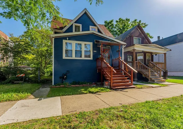 Photo 2 of Single family home for sale at 5727 S Hermitage Ave, Chicago, IL 60636 | MLS# 12770842 | Listing updated on 2026-10-16