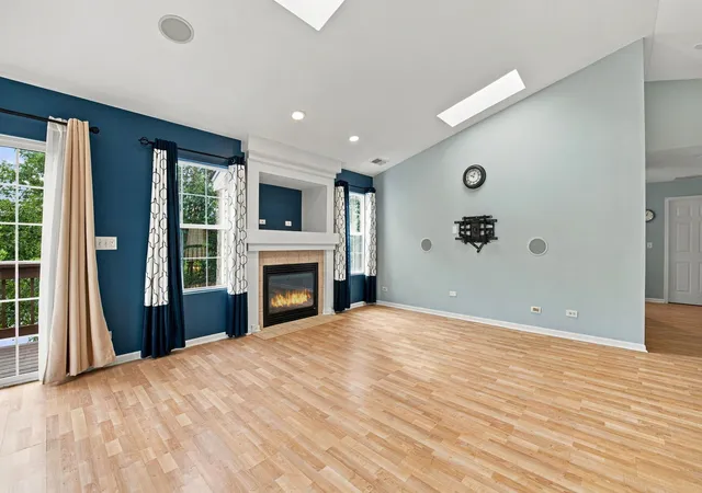 Photo 3 of Townhouse for sale at 2469 Stoughton Cir #2469, Aurora, IL 60502 | MLS# 12770851 | Listing updated on 2026-10-04