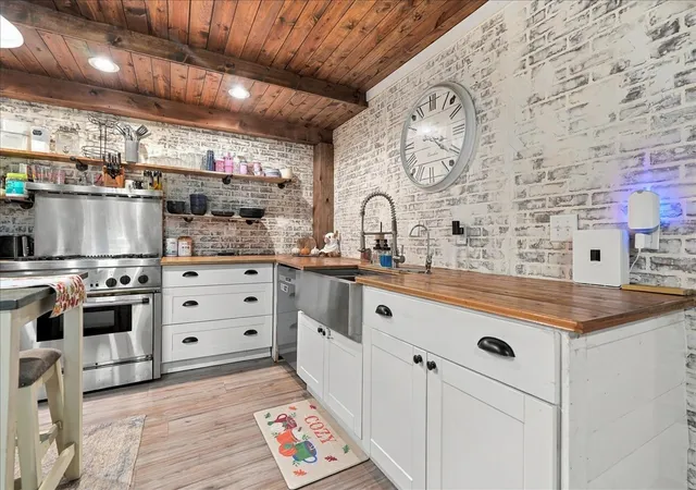 Photo 4 of Single family home for sale at 2898 County Rd 1400 N, El Paso, IL 61738 | MLS# 12770853 | Listing updated on 2026-09-29