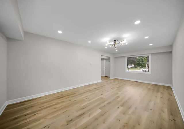 Photo 3 of Single family home for sale at 132 N Pinecrest Rd, Bolingbrook, IL 60440 | MLS# 12770864 | Listing updated on 2026-10-04