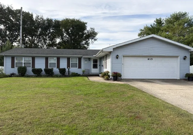 Photo 1 of Single family home for sale at 915 W 1st Street, Spring Valley, IL 61362 | MLS# 12770867 | Listing updated on 2026-10-01