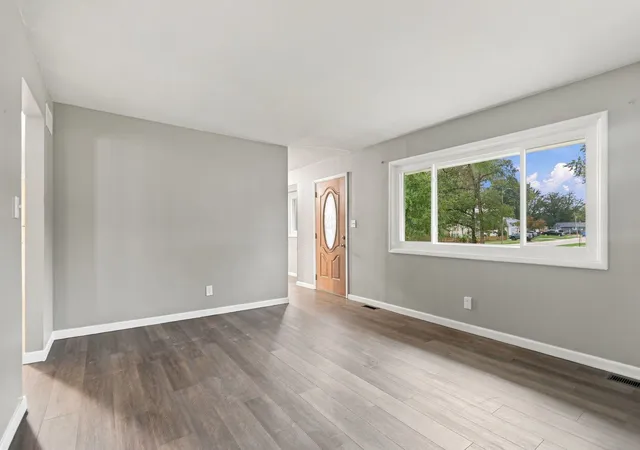 Photo 3 of Single family home for sale at 4516 51st Street, Moline, IL 61265 | MLS# 12770877 | Listing updated on 2026-10-04