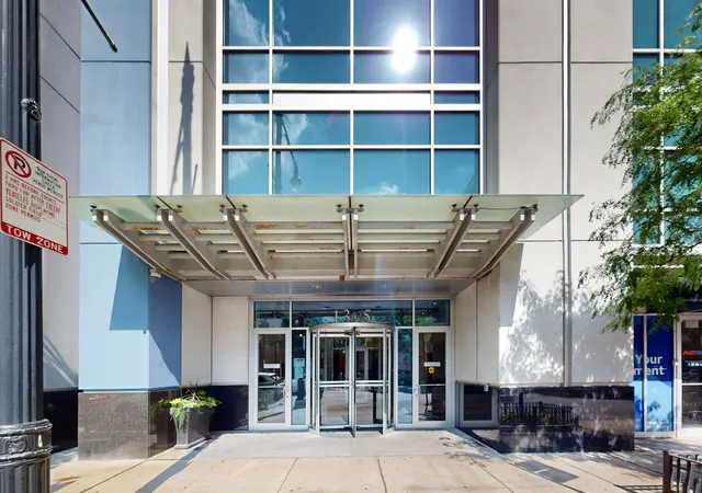 Photo 1 of Condo for sale at 1305 S Michigan Ave #1402, Chicago, IL 60605 | MLS# 12770887 | Listing updated on 2026-09-29