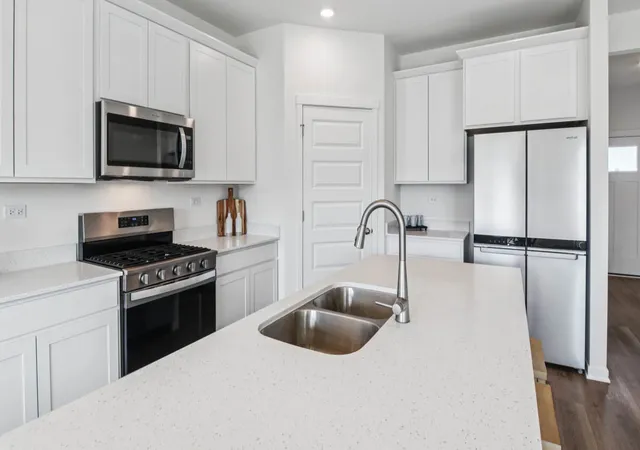 Photo 3 of Single family home for sale at 14820 S Parkview Dr, Plainfield, IL 60544 | MLS# 12770888 | Listing updated on 2026-10-04