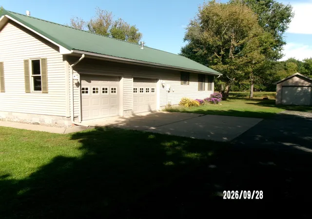 Photo 3 of Single family home for sale at 221 North St, Woodland, IL 60974 | MLS# 12770908 | Listing updated on 2026-10-06