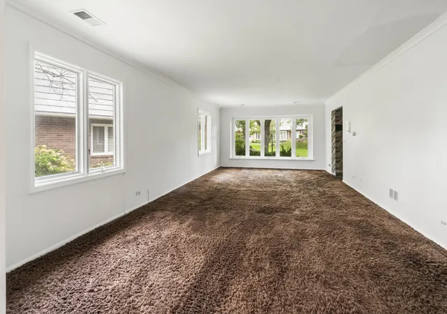 Photo 3 of Townhouse for sale at 1491 Avignon Ct, Highland Park, IL 60035 | MLS# 12770919 | Listing updated on 2026-09-30
