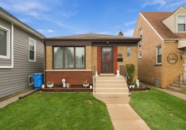 Single family home for sale at 3242 N Oleander Ave, Chicago, IL 60634 | MLS# 12770925