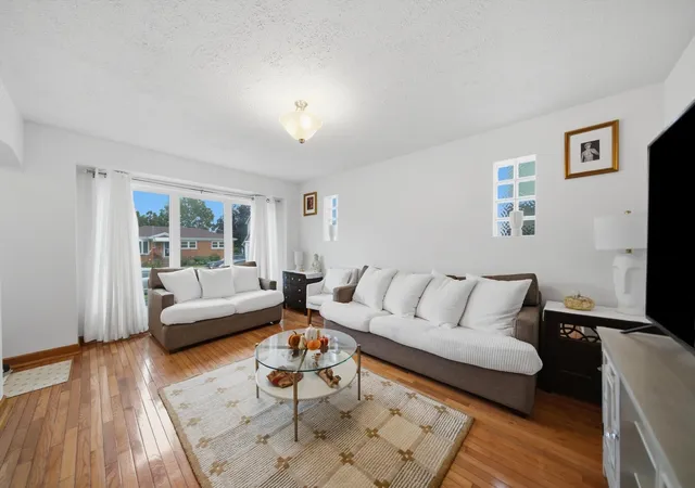 Photo 2 of Single family home for sale at 3242 N Oleander Ave, Chicago, IL 60634 | MLS# 12770925 | Listing updated on 2026-09-29