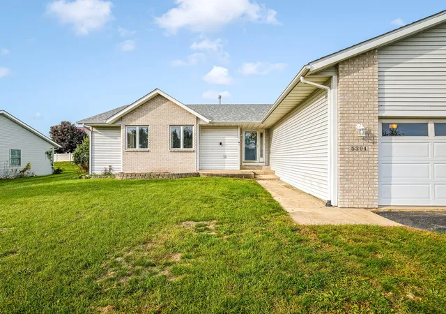 Photo 4 of Single family home for sale at 5394 Painted Pony Ln, Loves Park, IL 61111 | MLS# 12770928 | Listing updated on 2026-10-06