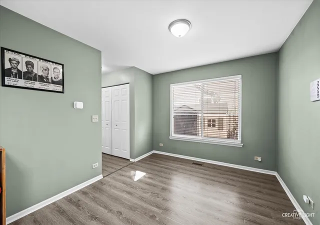 Photo 4 of Single family home for sale at 624 Jenna Dr, South Elgin, IL 60177 | MLS# 12770929 | Listing updated on 2026-10-10