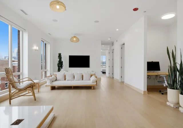 Photo 3 of Condo for sale at 305 S Racine Ave #5A, Chicago, IL 60607 | MLS# 12770939 | Listing updated on 2026-10-04